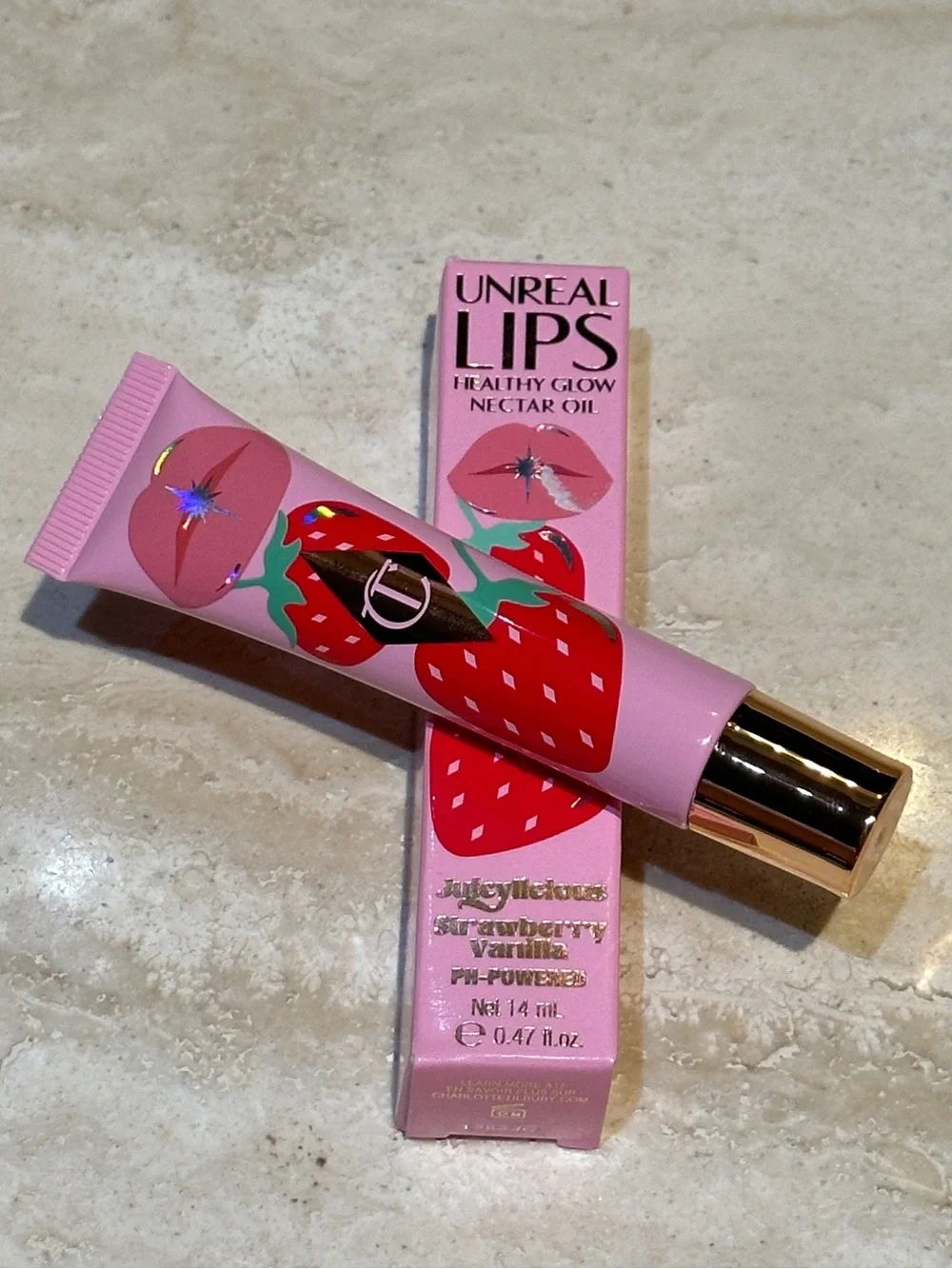 Charlotte Tilbury Unreal Lips Healthy Glow Nectar Lip Oil - Juicylicious
